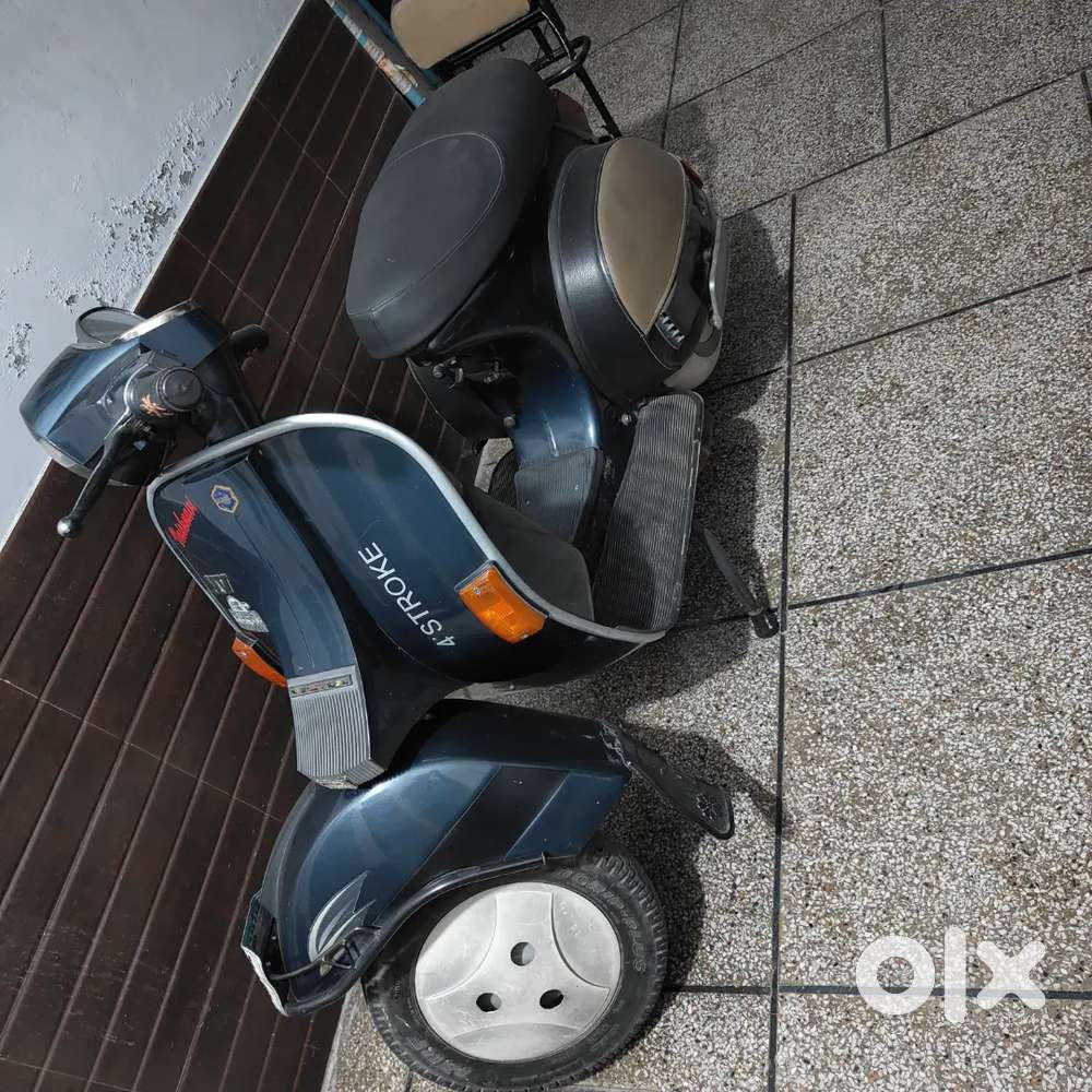 First Owner, Full Insurance, New Tyre, Update Pollution