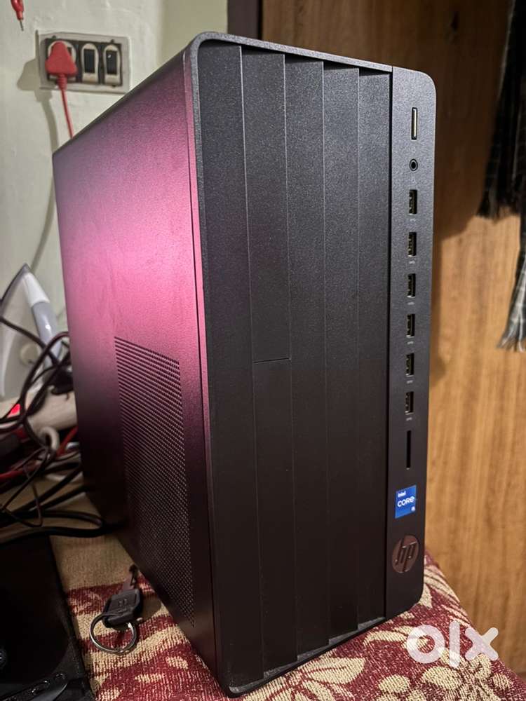 HP DESKTOP PC i5 12th 8gb