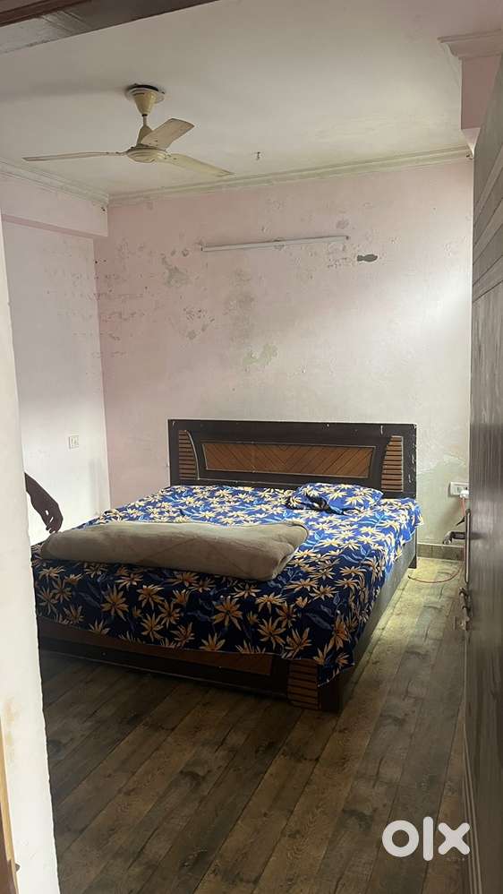 1 Room Available in 2 BHK, Independent Flat No restriction