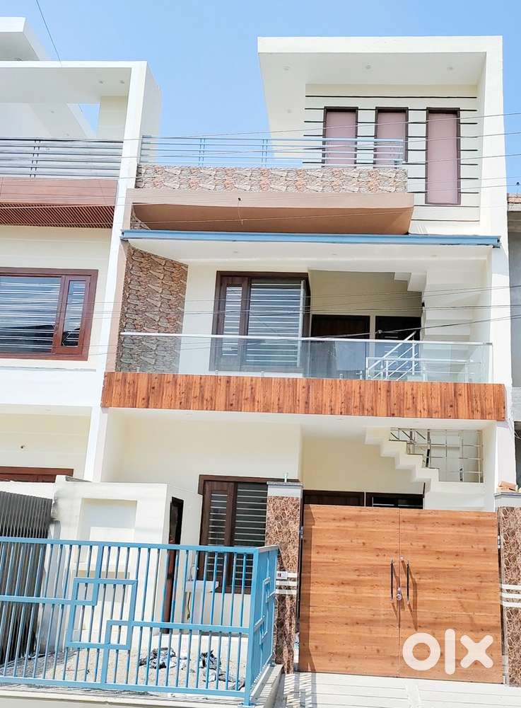 1 room attached bathroom and attached kitchen