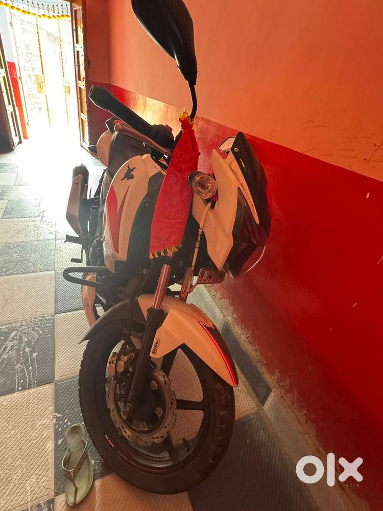 Tvs Apache 160