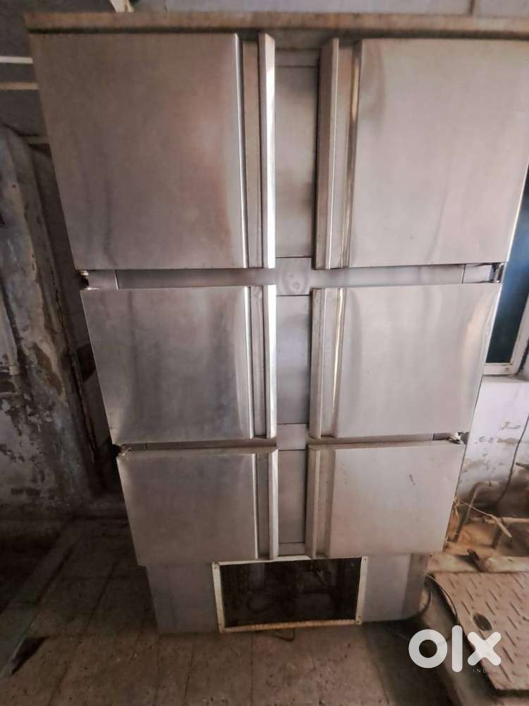 6 Door Commercial Fridge ,Excellent Condition  Gulbai Tekra,Ahmedabad