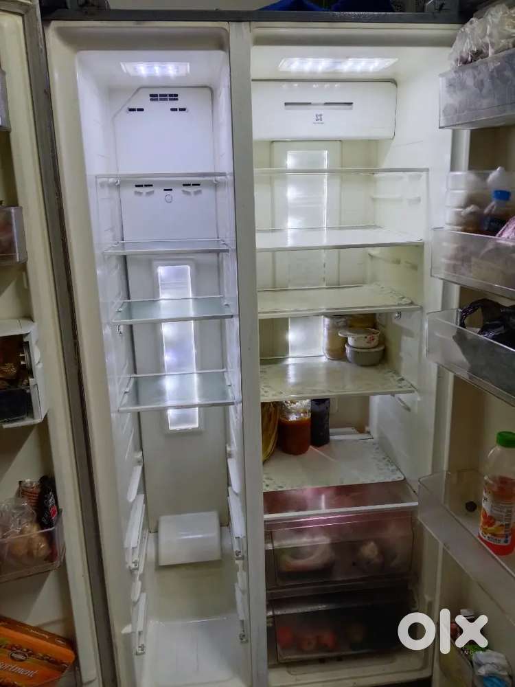 Side by side 670 ltr whirlpool 2020