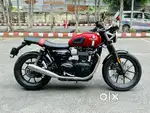 Triumph Street Twin