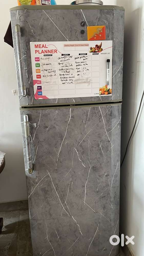 Samsung Fridge - 330 litres