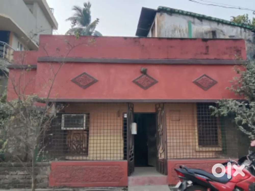 House Sale in gated society