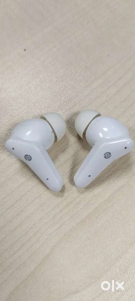 Noise Buds VS102 Pearl White – 50 Hrs Playtime, IPX5