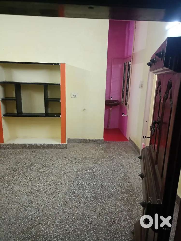2BHK Flat for rent at Velapadi near Chelliamman sweet shop