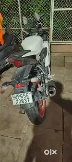 Yamaha r15v4