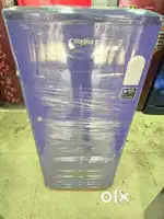 I'd67 Whirlpool ice magic single door refrigerator