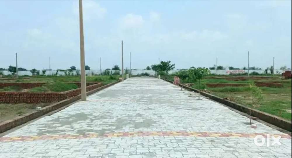 फुलआबादी के बीचों बीच प्रोजेक्ट में प्लॉट खरीदे घर बनाकर रहने योग्य