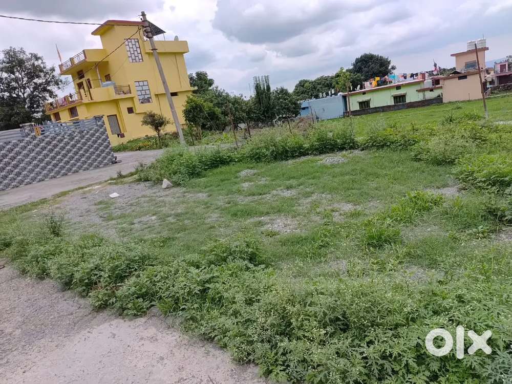 100 Gaj Plot Double Road For Sale Good Location
