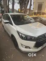Toyota Innova Crysta 2017 Diesel Well Maintained