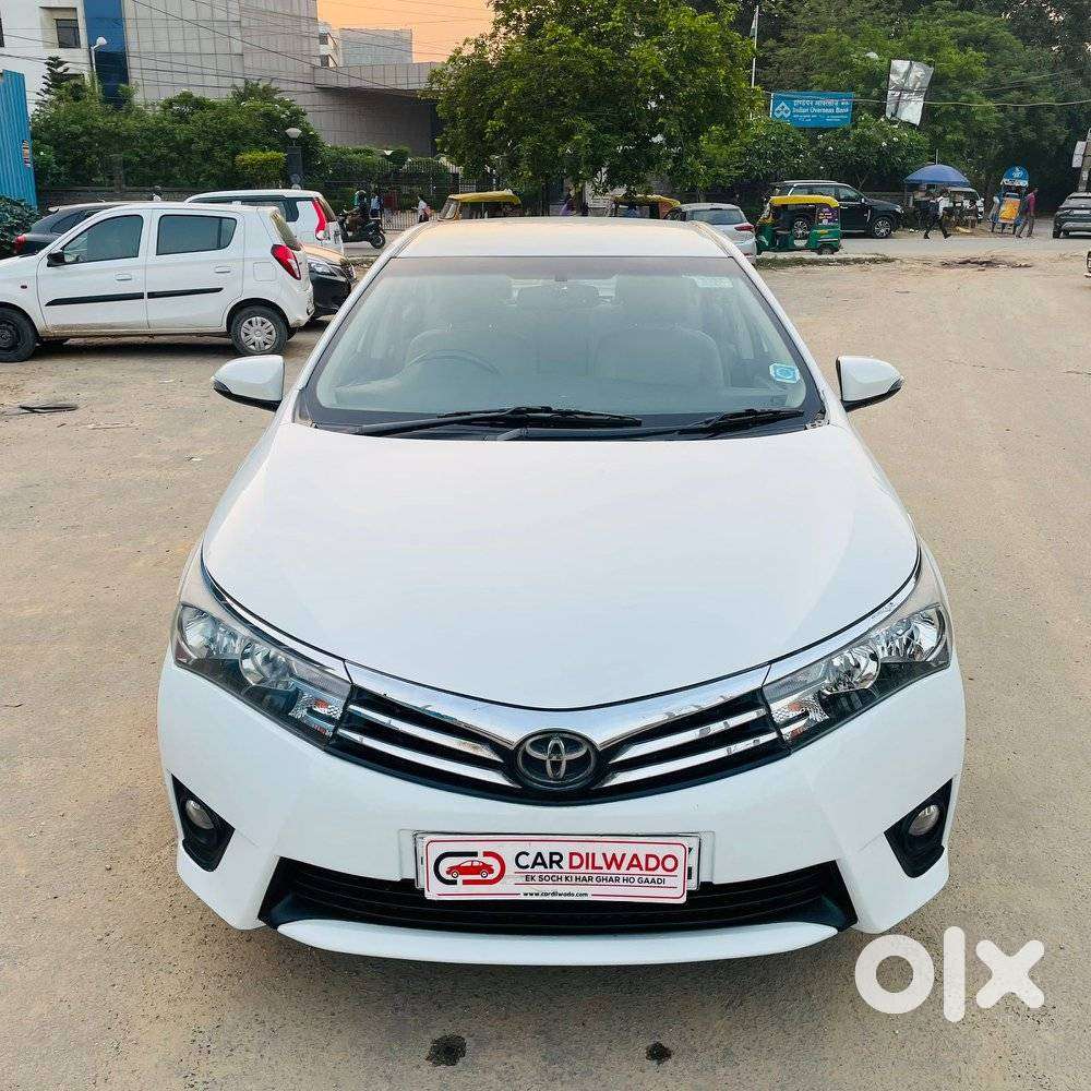 Toyota Corolla Altis 2010-2013 G, 2014, Petrol