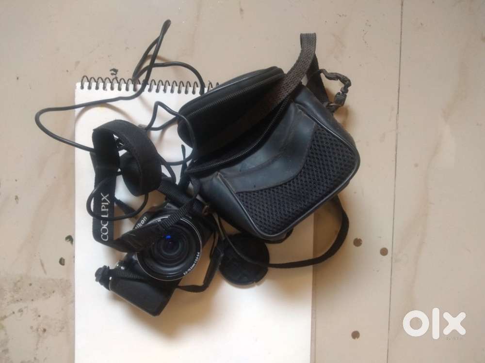 Nikon Coolpix 100