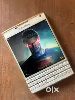 Blackberry Passport (Vintage King) in mint condition