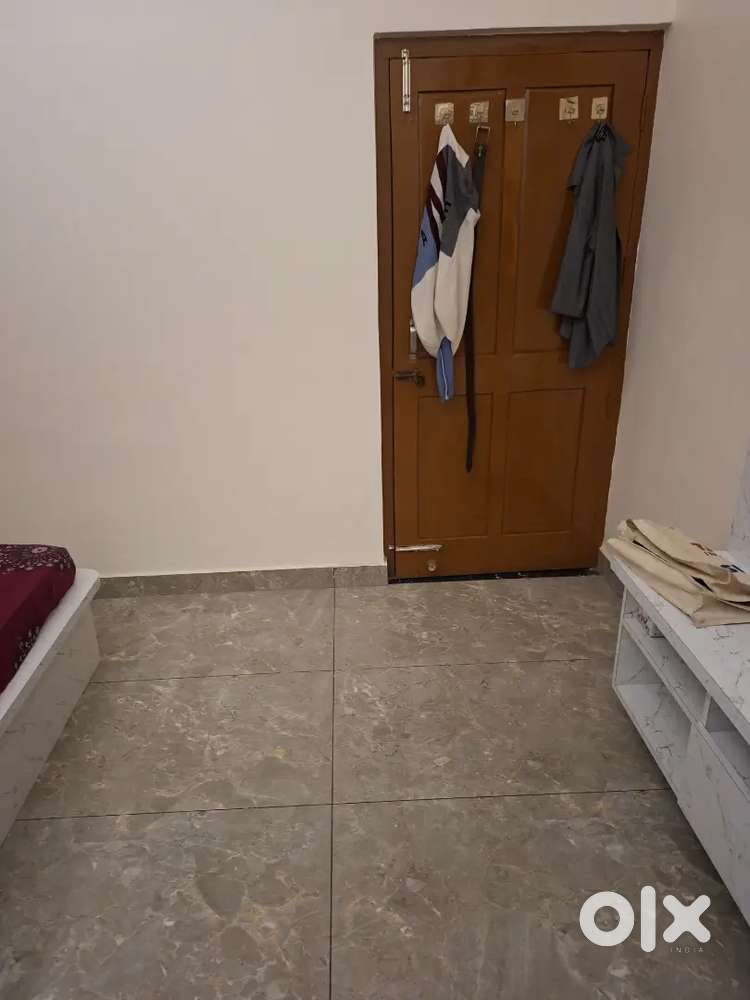 2 Rooms(No drawing rooms), Kitchen, Toilet bathroom