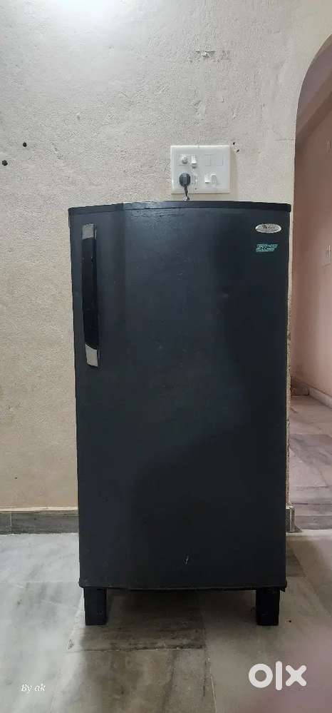 Whirlpools 19 Supreme Refrigerator , TWO Chair, One Table & 3 Gadda
