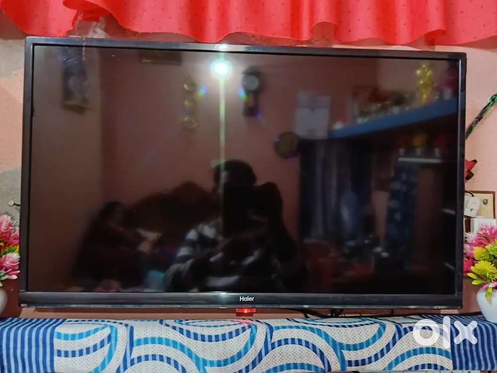 Haier 32 inch tv Dolby surround