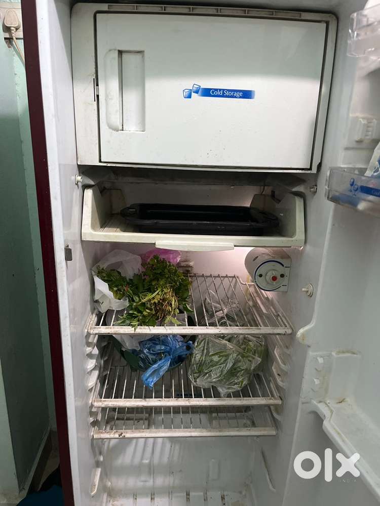 Fridge kelvinator