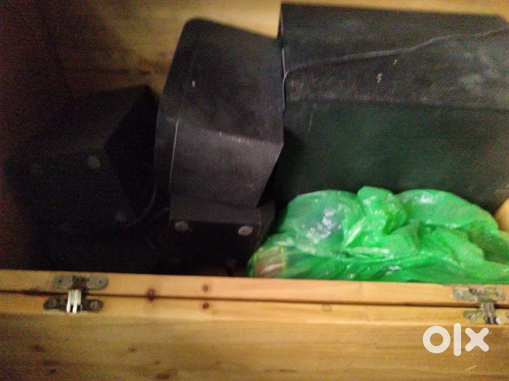 Phillips woofer amazing sound - bluetooth, usb