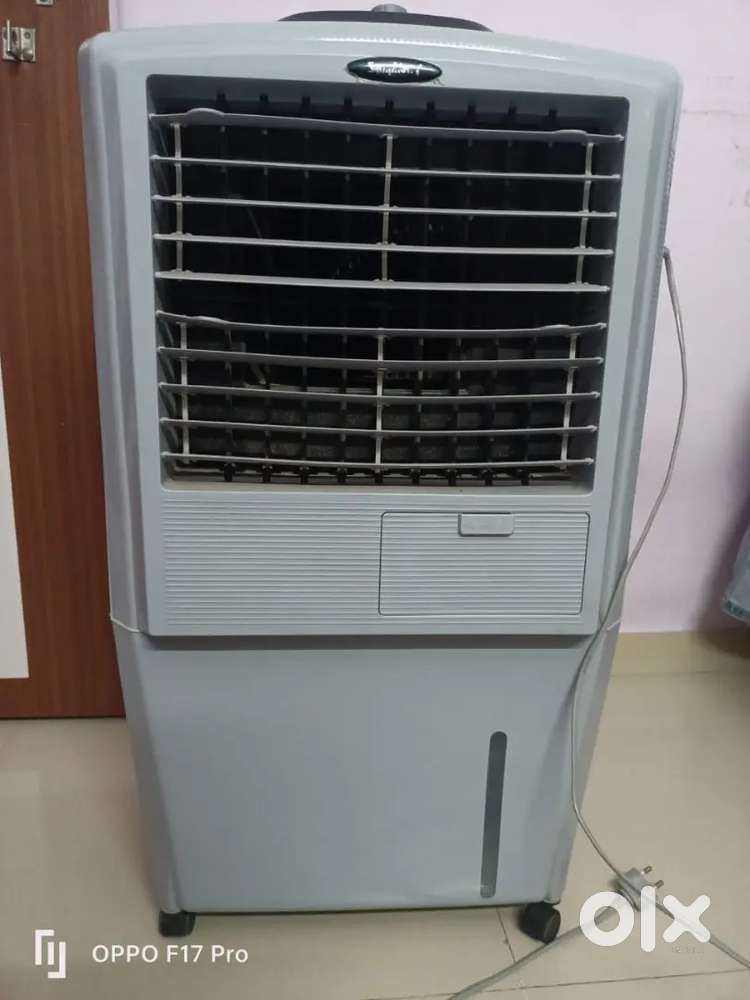 Symphony HiFlo 27 Personal Air Cooler only 1 year old