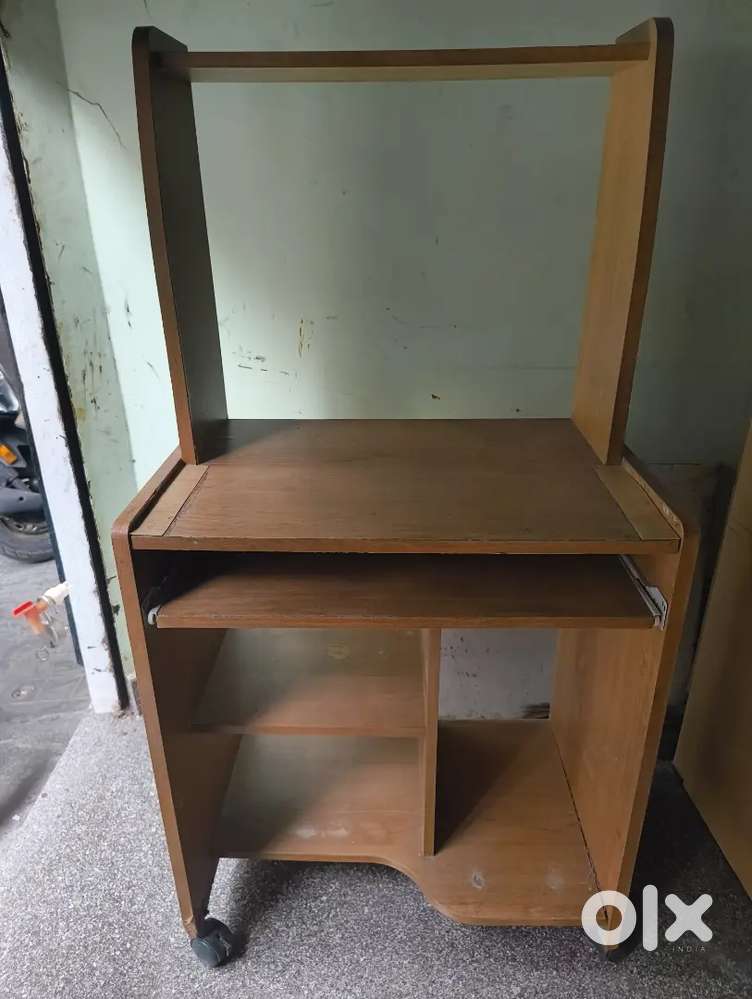 Computer/ study table