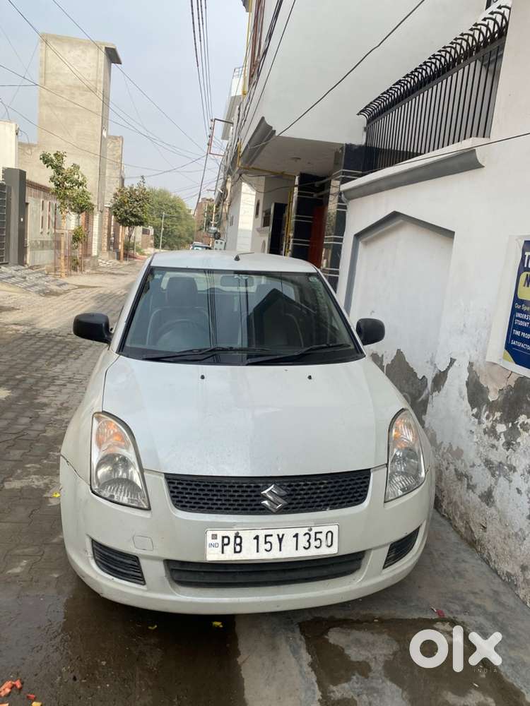 Maruti Suzuki Swift 2009 passing 2029 CNG & Hybrids 68000 Km Driven
