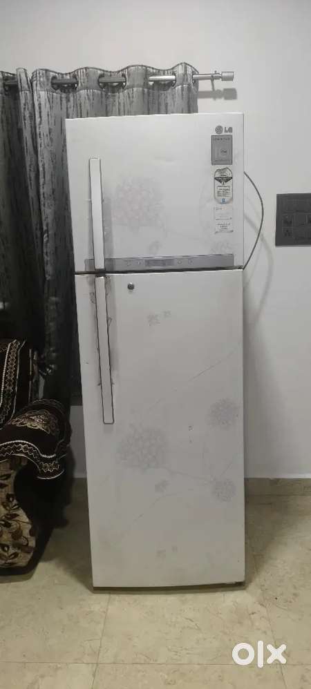 Double door fridge sell