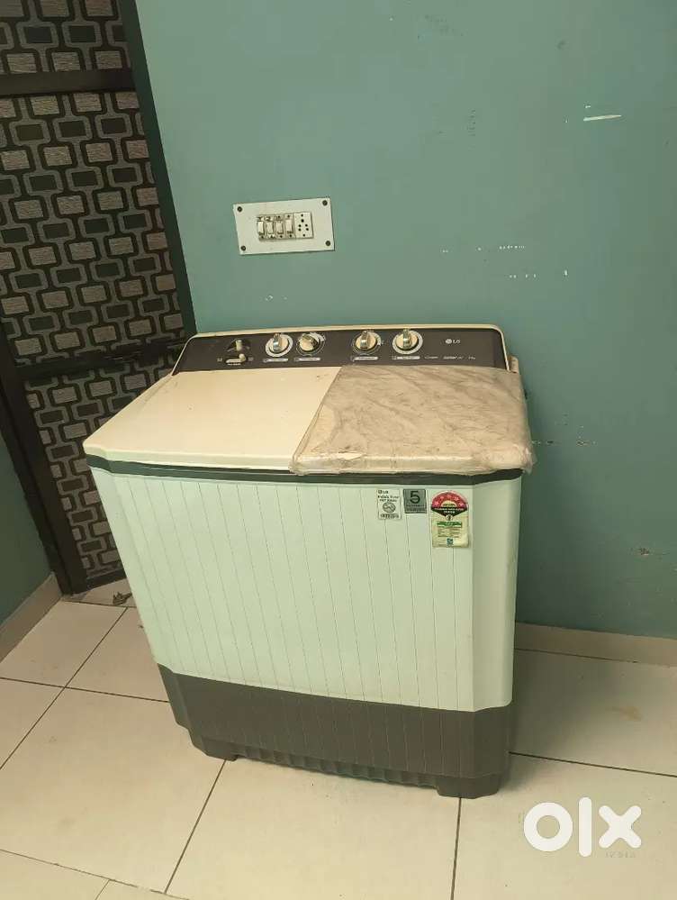 LG ROLLER JET 9kg washing machine