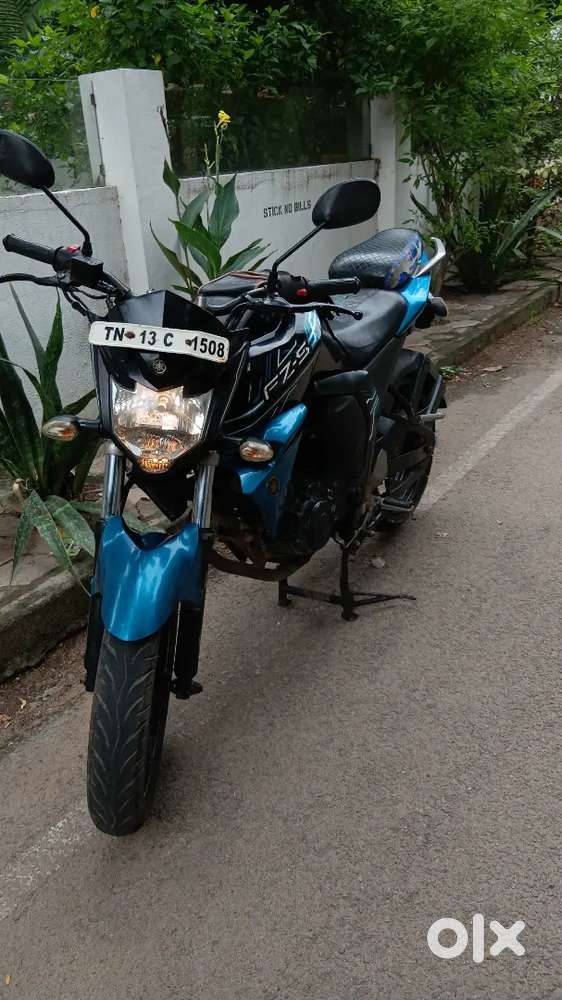 Yamaha FZS FI V2.0 – 2015 Model (Peacock Blue)