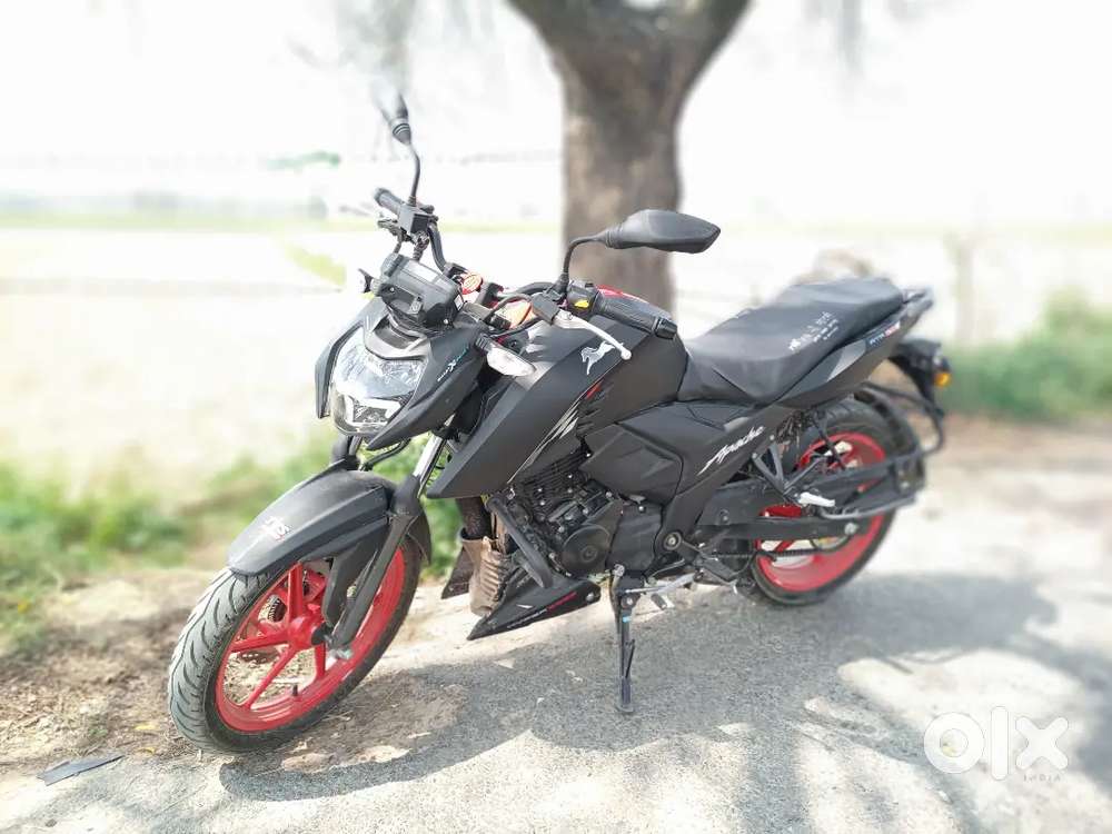 मुझे पैसों की बहुत जरूरत है इसलिए बेच रहा हूं