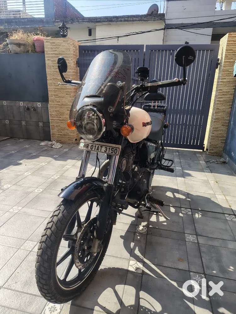 The brand new condition with fully maintained and on time service done