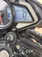 NS 200 bike