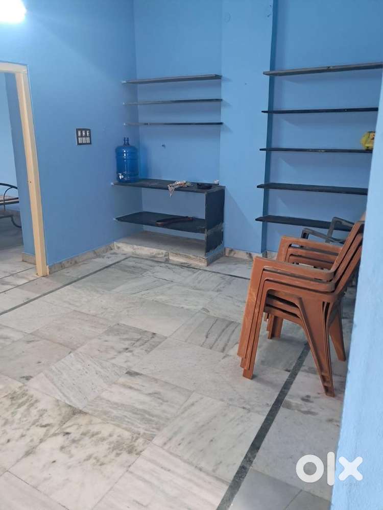 Women’s Hostel/PG in prakash nagar