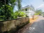 10 cent 3bhk old Aluva ashokapuarm bus stop 300 mtr
