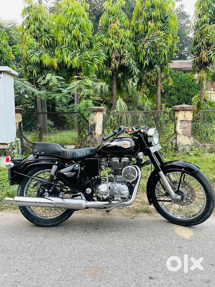Standard 350cc Bullet with disc brake showroom like condition for sale