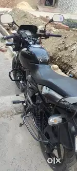 Pulsar 125