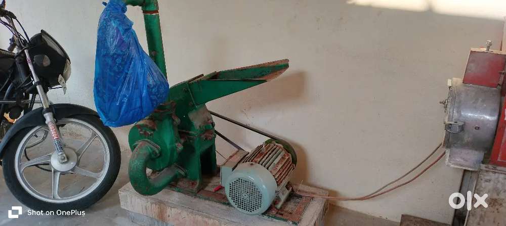 Chilli powder machine