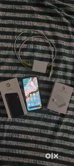 Google pixel 8 just 7 month old with warranty
