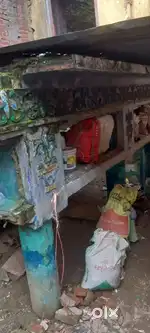 50 gaz ka plot h Amroha affganan me