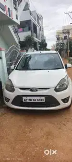 Ford Figo 2011 Diesel 150000 Km Driven super condition 24 milage