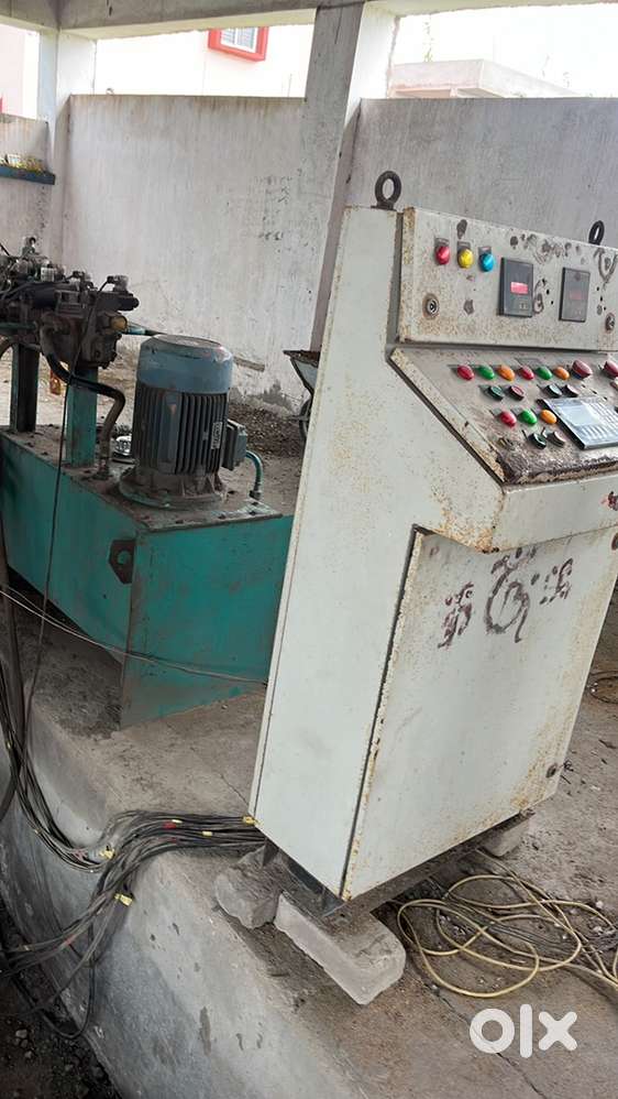 Fly ash bricks