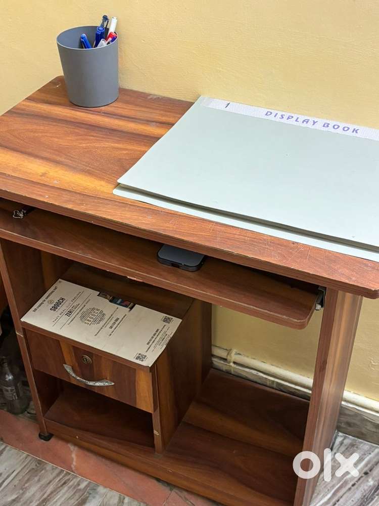 Computer table And office chair