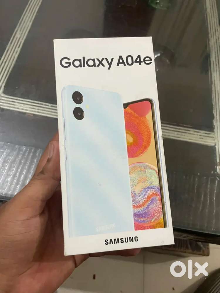 New Samsung Phone Box Packed