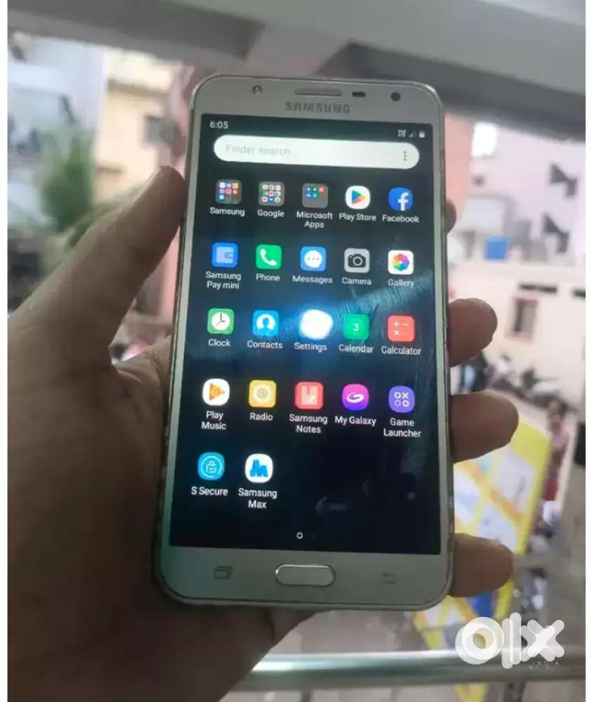 Samsung j7 good condition