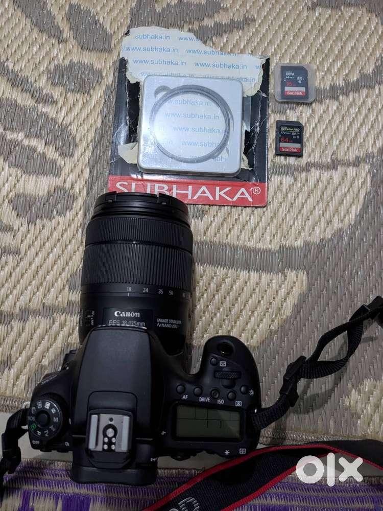 Canon 90 D Camera with EFS 18-185mm USM lens