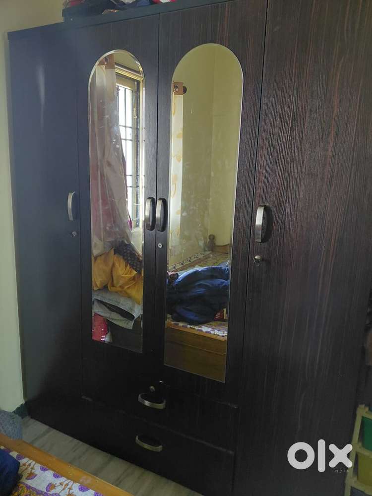 Wardrobe for sale good condition