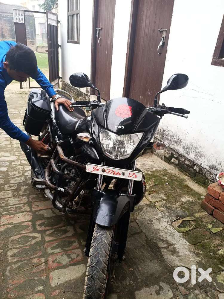 Glamour 125 black colour