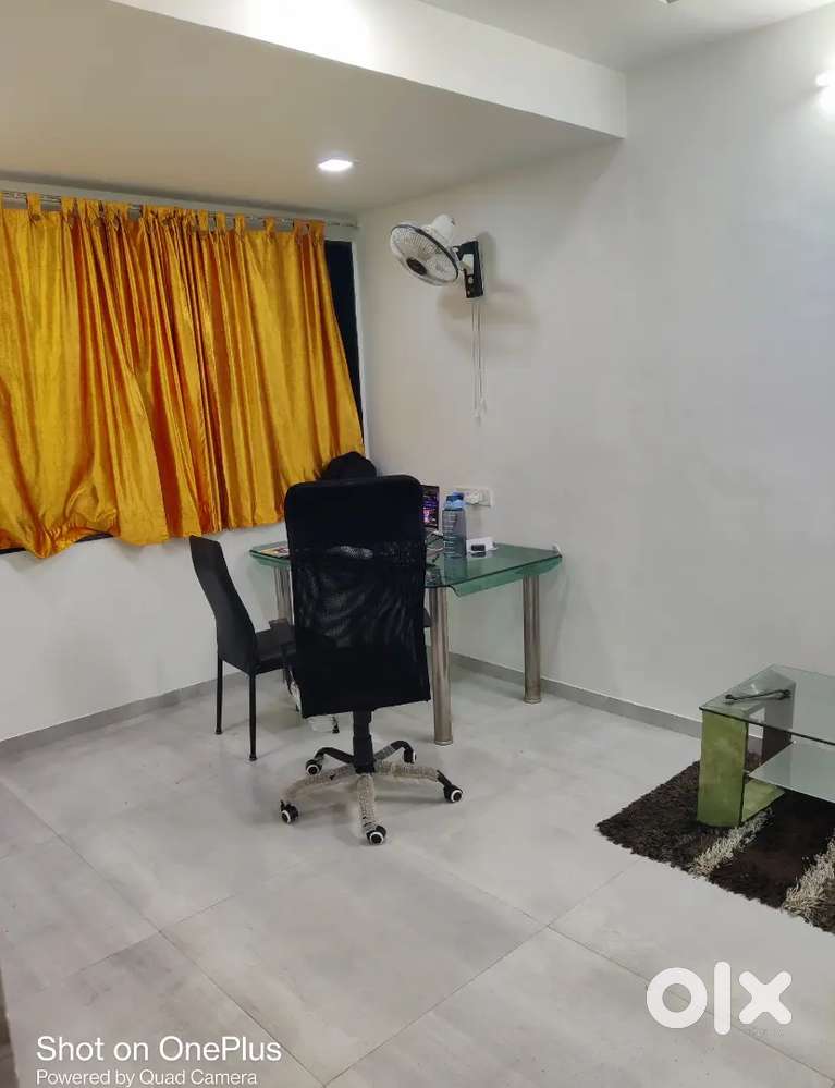 Looking for roommate